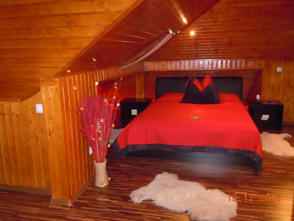 Pensiunea Marina Cîmpina Phòng bức ảnh