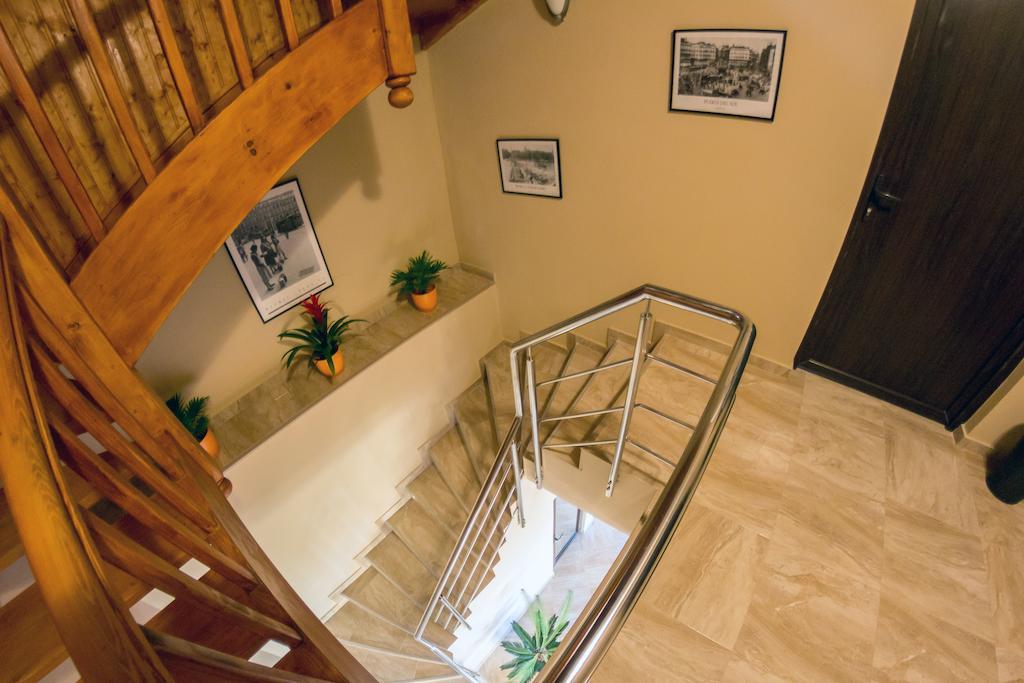 Pensiunea Marina Cîmpina Ngoại thất bức ảnh