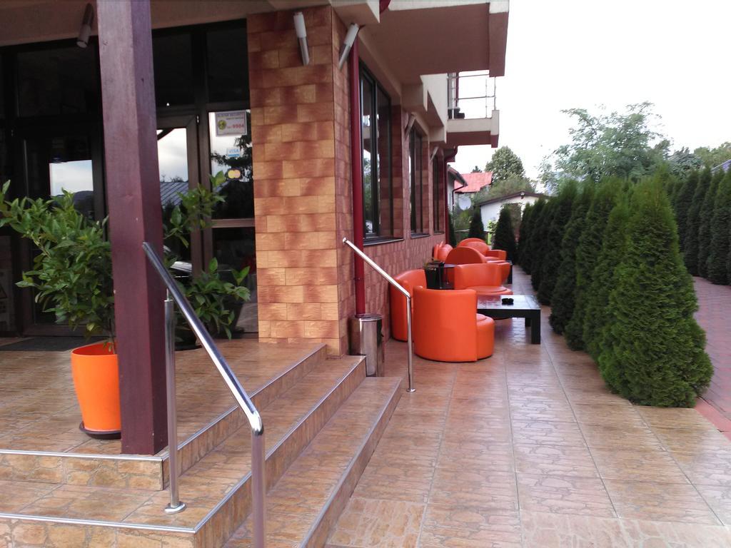Pensiunea Marina Cîmpina Ngoại thất bức ảnh