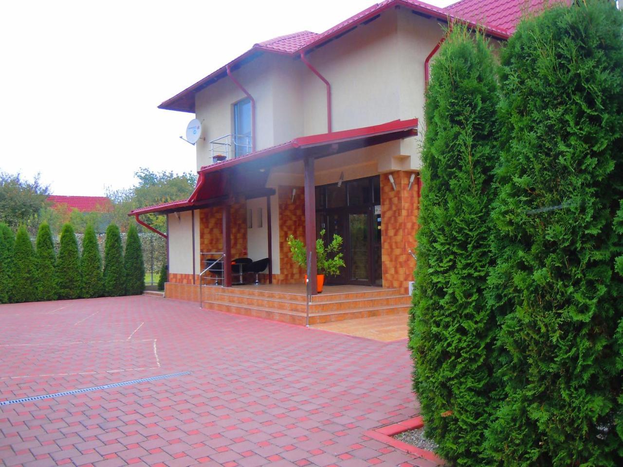 Pensiunea Marina Cîmpina Ngoại thất bức ảnh